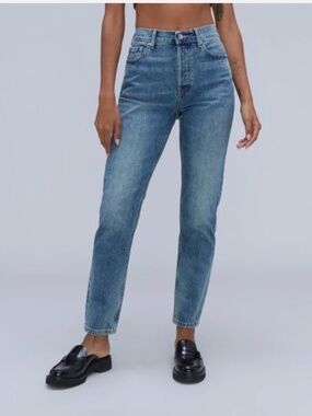 Everlane  The Cheeky Jean Crop 28